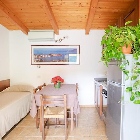 Country Hotel Residence Da Pilade カポリーヴェリ エクステリア 写真
