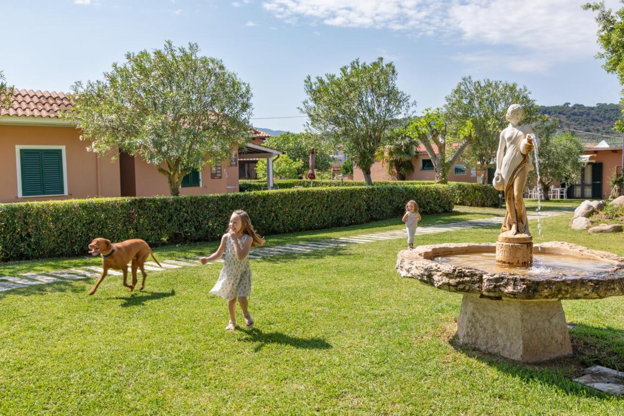 Country Hotel Residence Da Pilade カポリーヴェリ エクステリア 写真